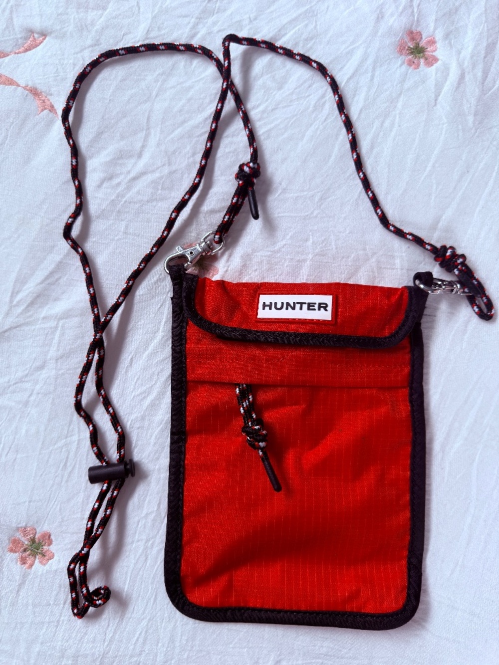 Hunter Original Red Packable Phone Pouch – Water Resistant Crossbody